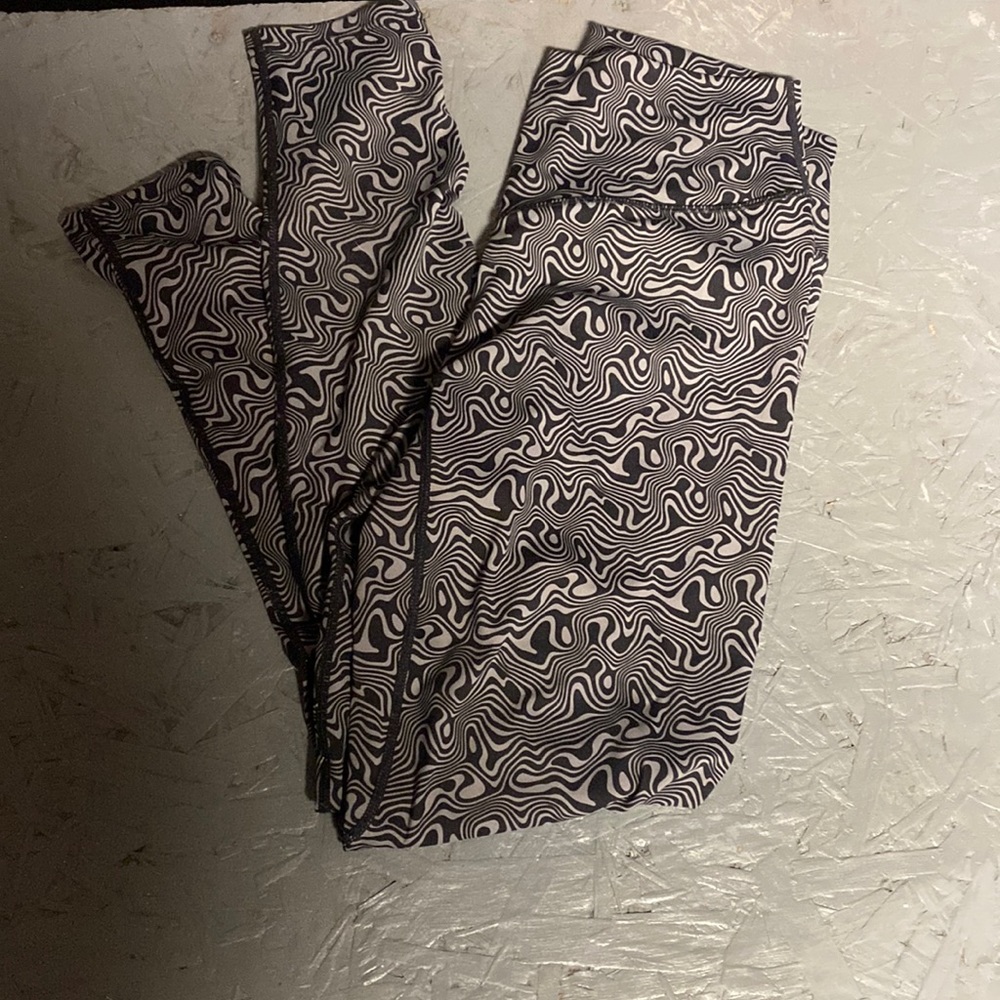 Balance (Vitality) leggings size L